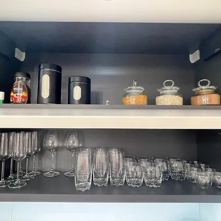 And Modern Flat Near Airport Santa Cruz (Madeira)