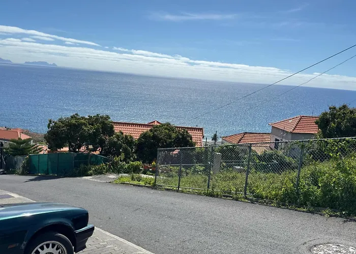 And Modern Flat Near Airport