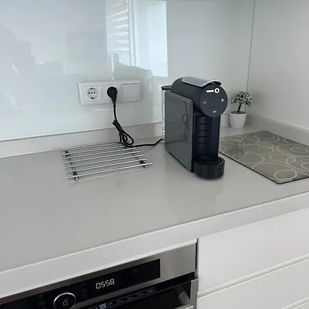 And Modern Flat Near Airport Apartment Santa Cruz (Madeira)
