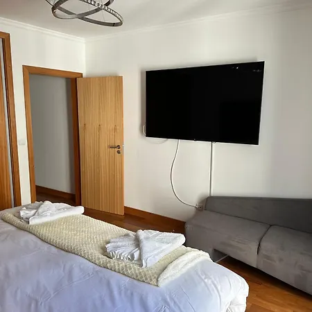 And Modern Flat Near Airport Apartment Santa Cruz (Madeira)