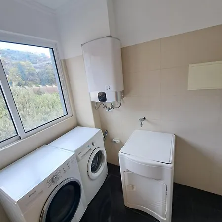 And Modern Flat Near Airport Santa Cruz (Madeira)