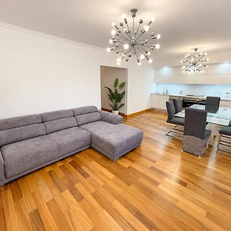 Apartment And Modern Flat Near Airport Santa Cruz (Madeira)