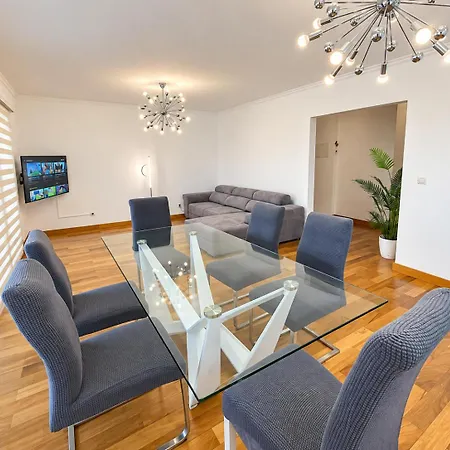 And Modern Flat Near Airport Apartamento *