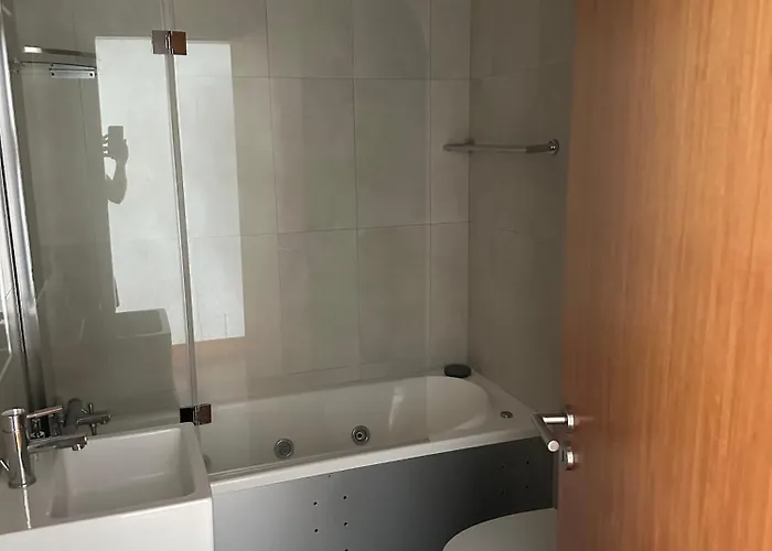 And Modern Flat Near Airport * Santa Cruz (Madeira)